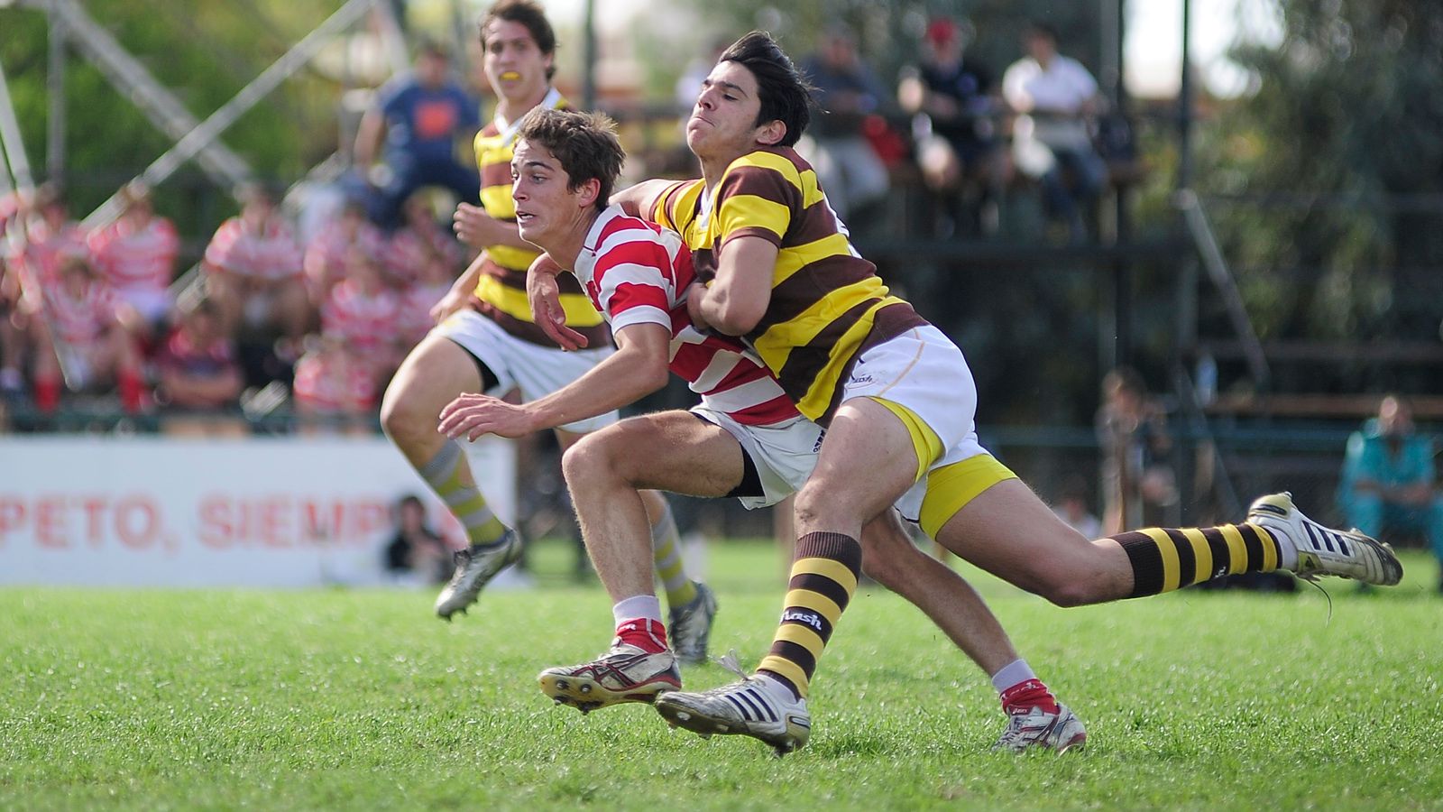 CHICOS CON INQUIETUDES