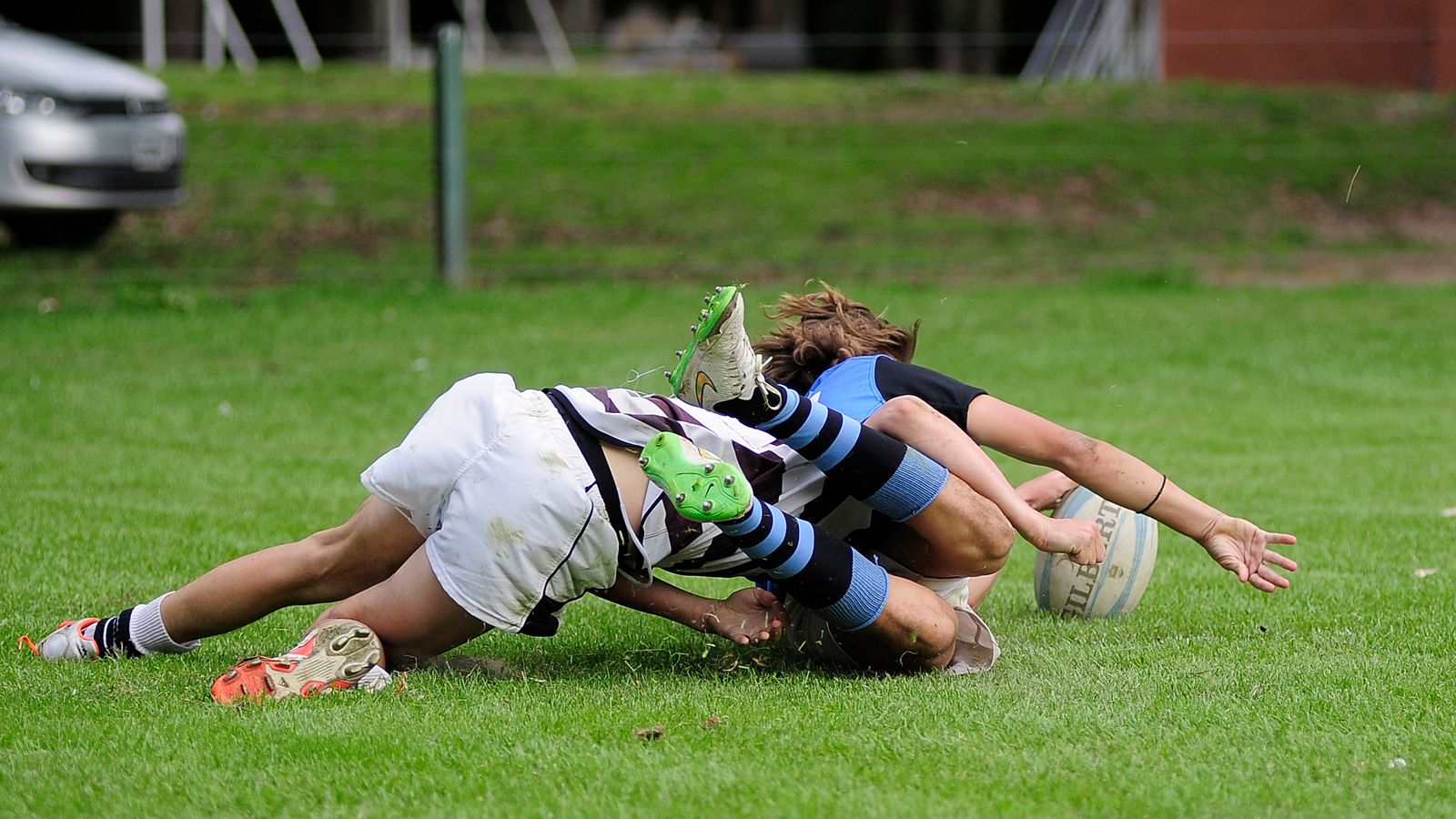 M�S QUE ACAD�MICO, UNIVERSITARIO