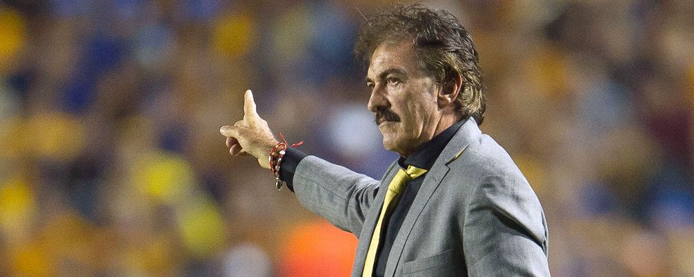 La promesa de Ricardo La Volpe de renunciar