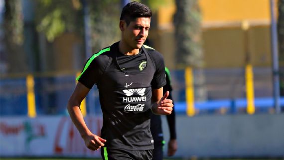 Edson Álvarez reportó con América y está listo para jugar ante Puebla
