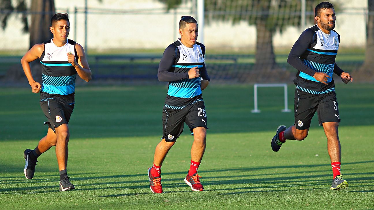 Copa MX no es consuelo para suplentes de Chivas