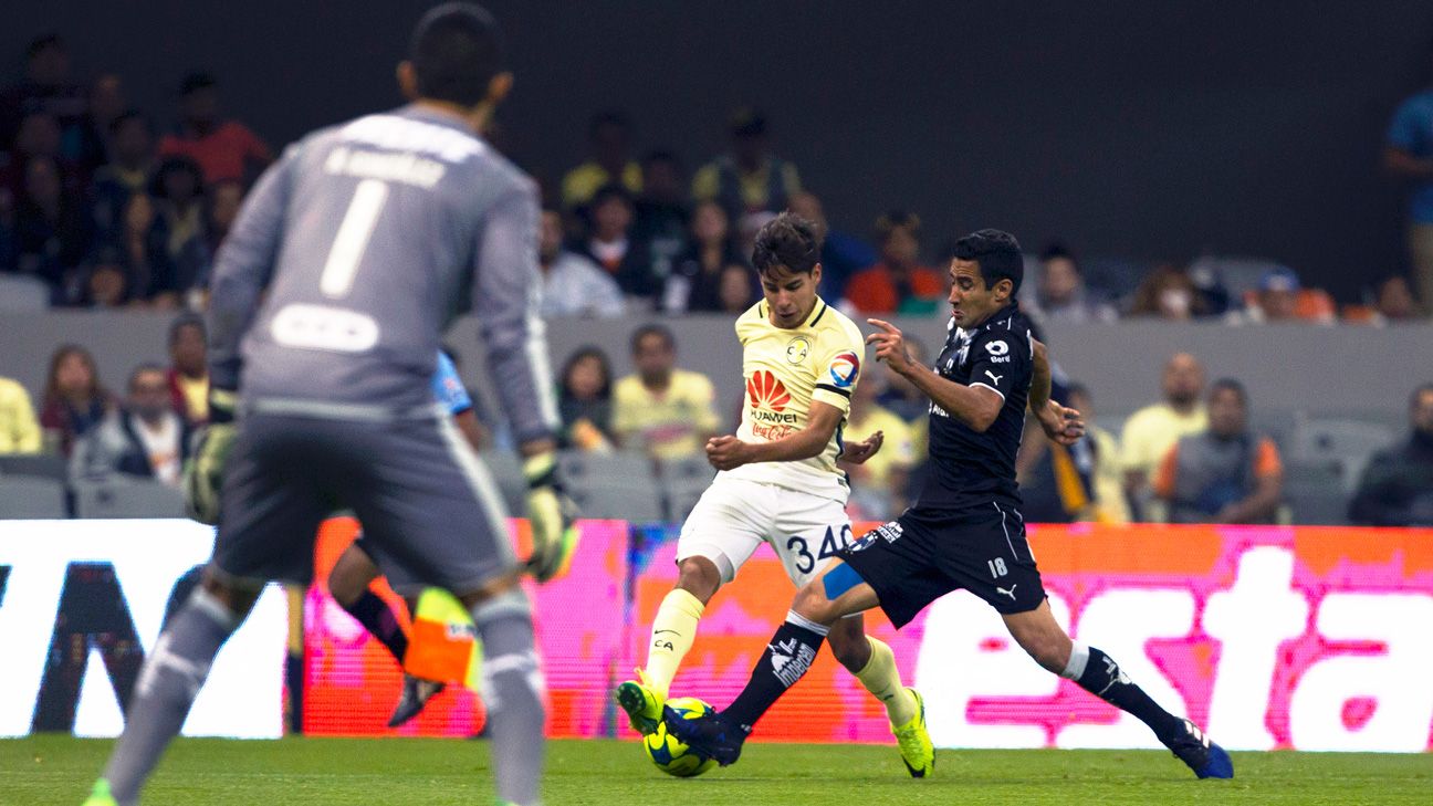 El valiente Lainez se agrandó en el Azteca