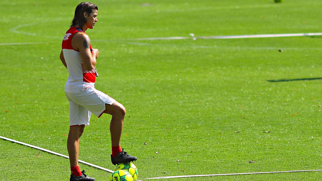 Almeyda incluye a cuatro lesionados en convocatoria de Chivas