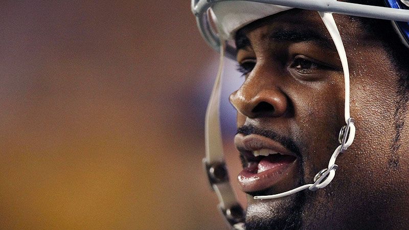 What's trending in the NFL: Fantasy football tidbits; Damontre Moore's release