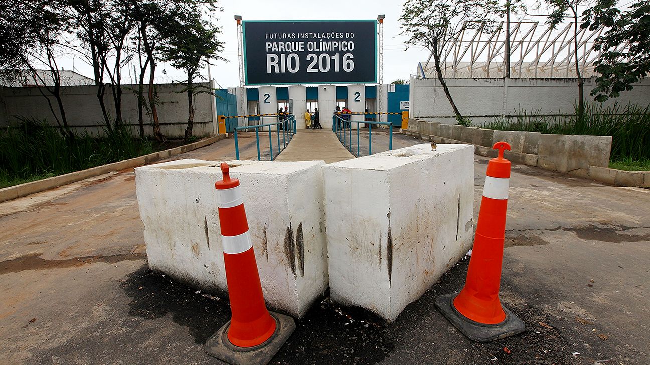 Workers threaten to sue Rio Olympics over late payments - ESPN