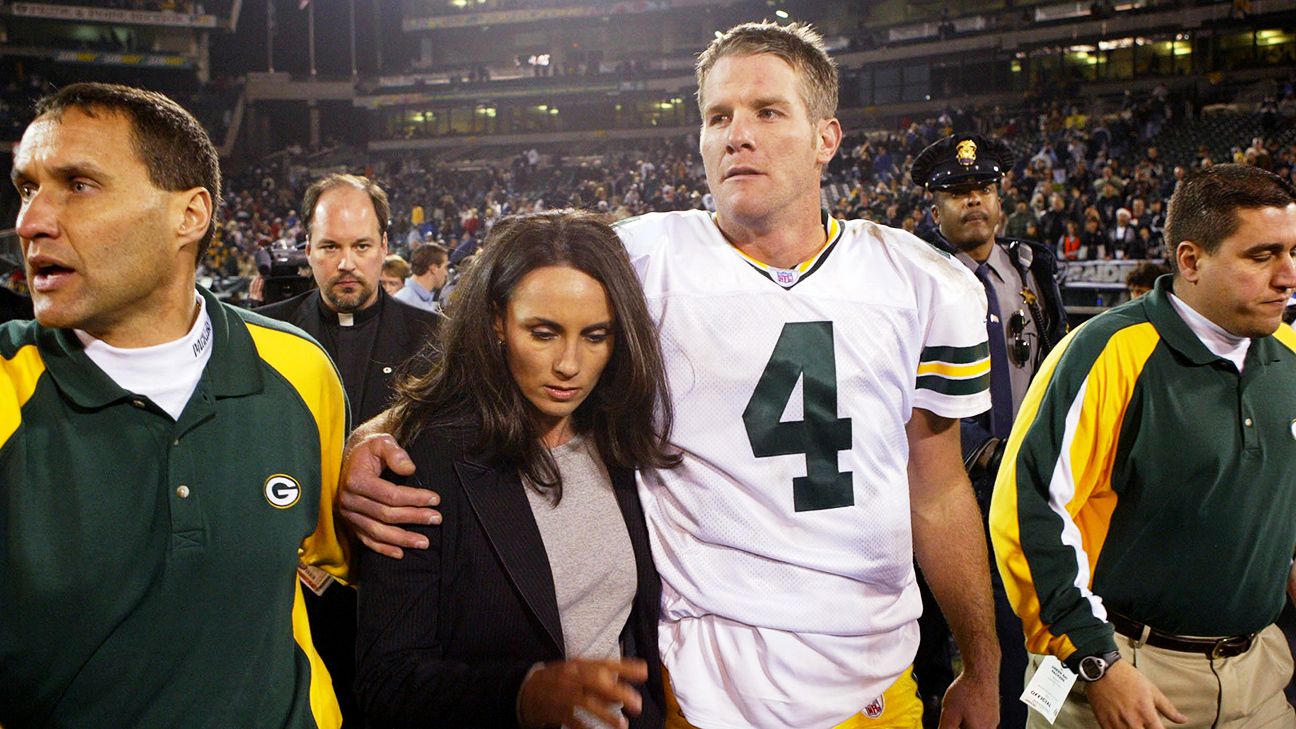 Brett Favre's best Green Bay Packers moments Playing for Irvin Favre