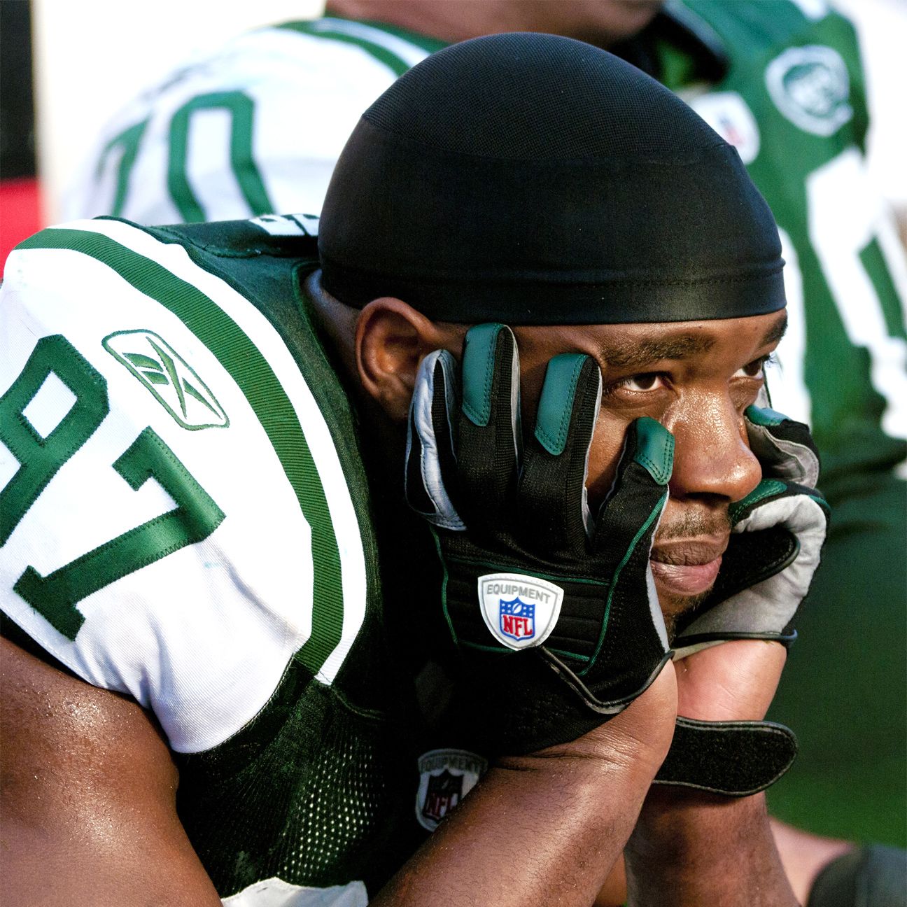 Jets' players say they're happy to be in London ... yes, even Calvin Pace