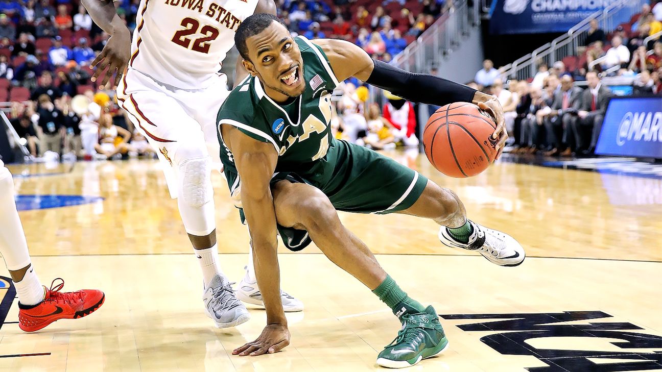 mismatched basketball shoes