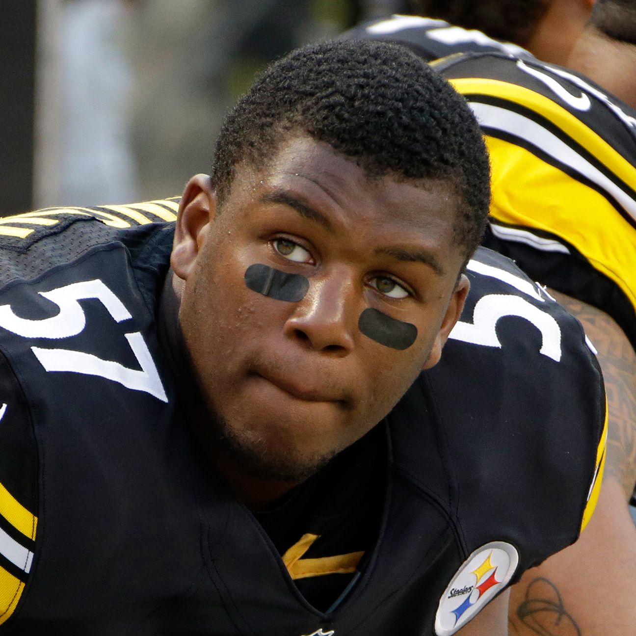 CTE linked to ex-NFL DE who killed himself at 25