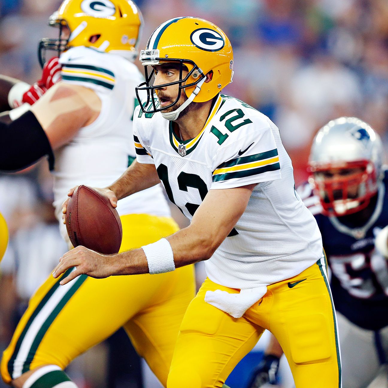 Aaron Rodgers says he expects to be Green Bay Packers QB 