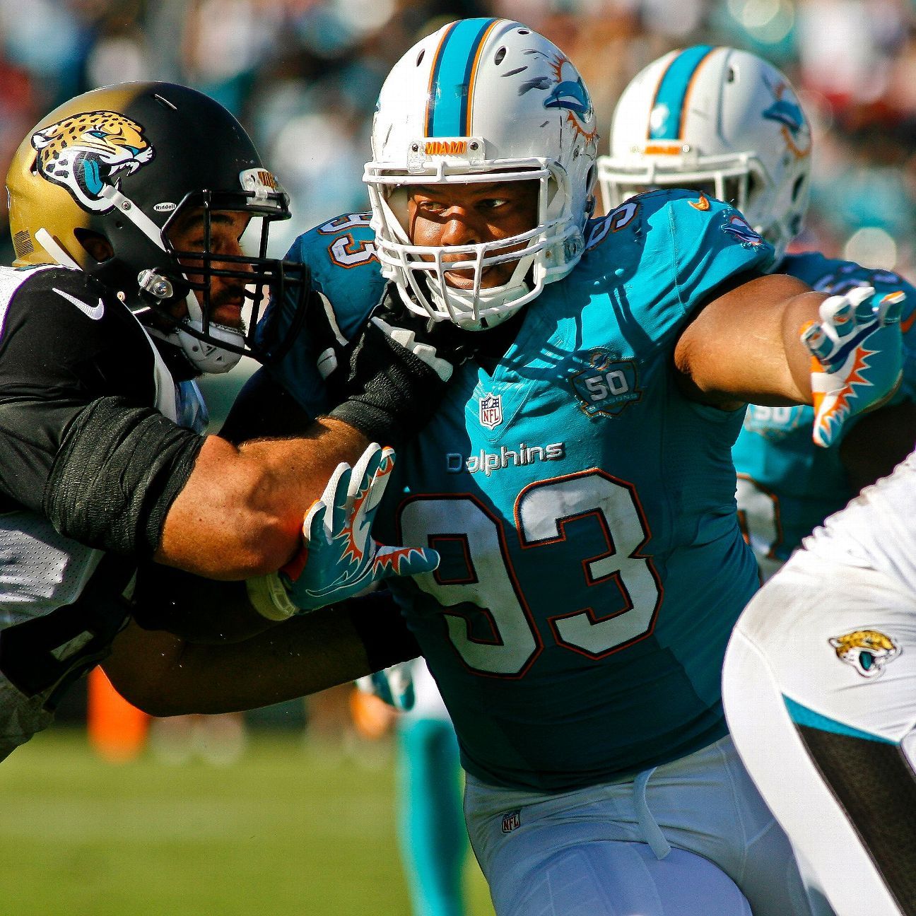 Fins' Philbin refutes report Suh freelanced on D