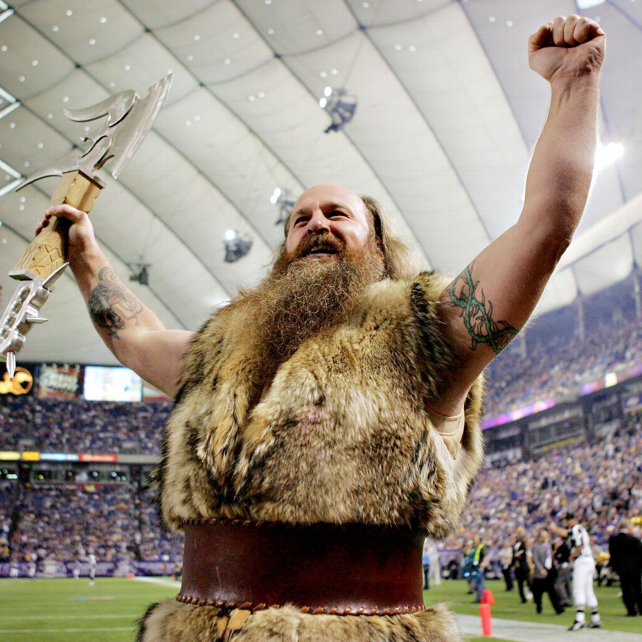 Ragnar hasn't heard from Vikings but says 'I believe you'll see me on Sunday'