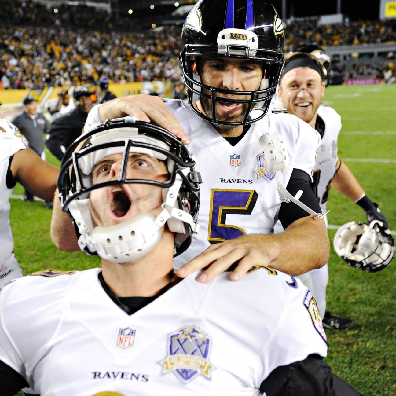 Justin Tucker sings in 7 languages, and other facts about Ravens kicker