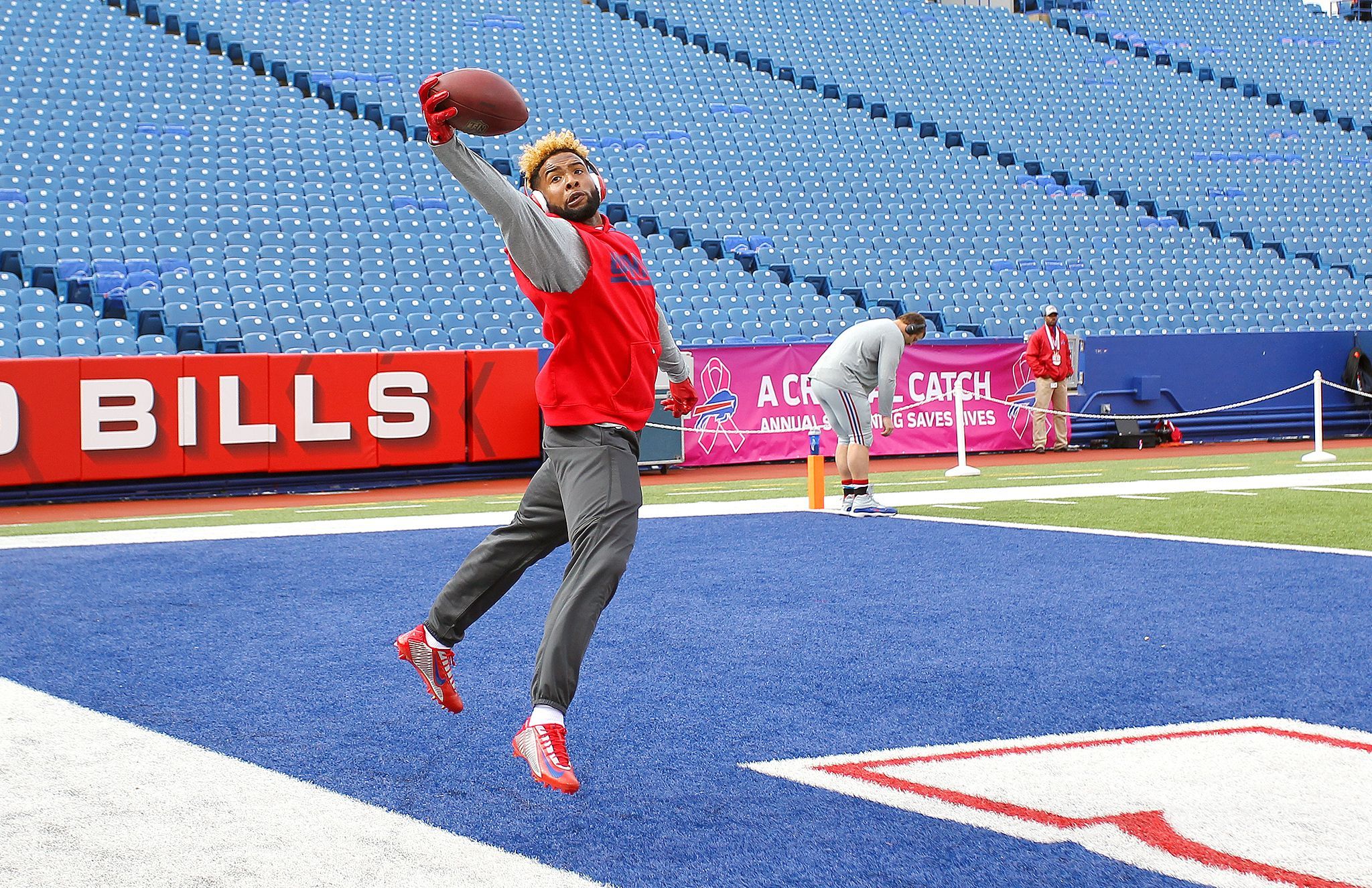 Beckham sets 16-game mark for receiving yards
