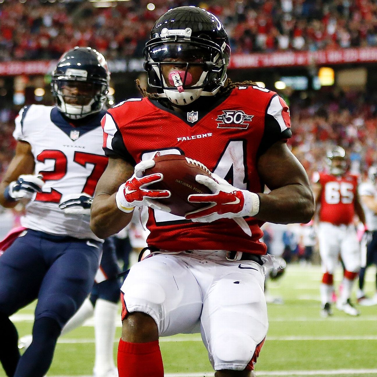 Devonta Freeman with two early touchdowns