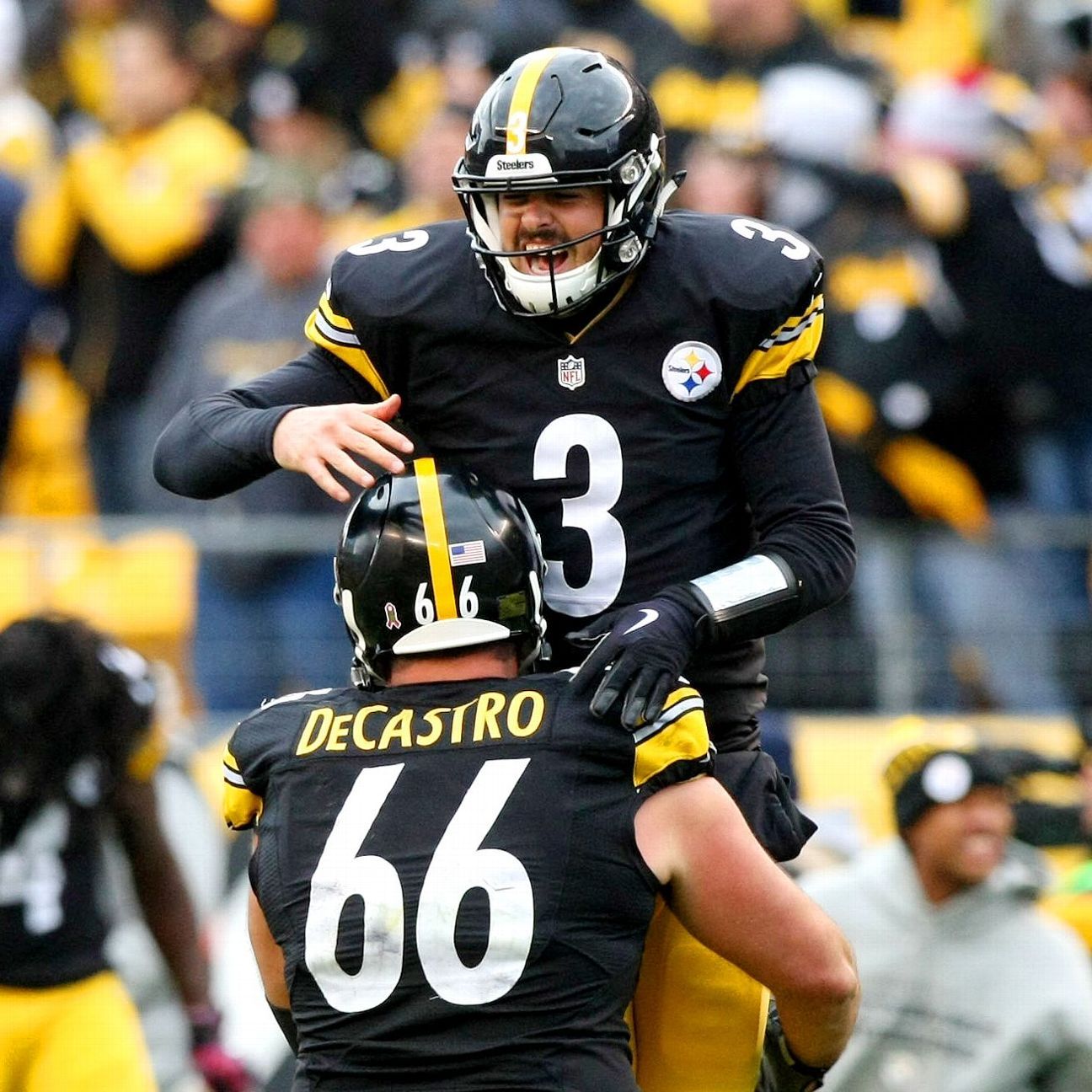 Tomlin: Steelers proceeding with Jones at QB