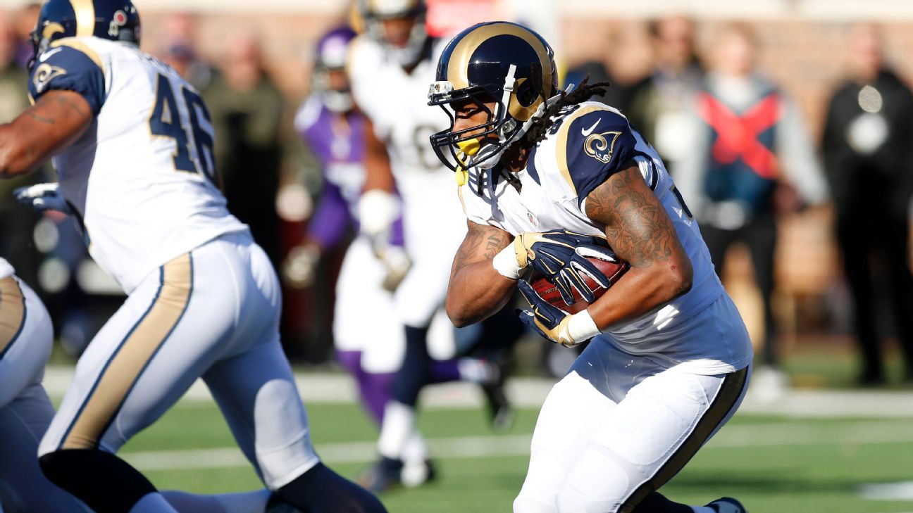 Todd Gurley with a touchdown but mostly held in check in first half