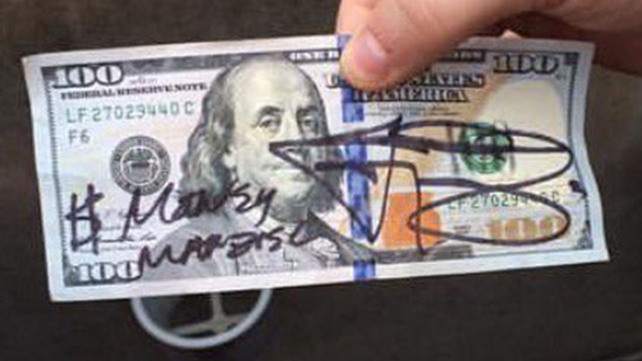 Fan with Manziel-signed $100 bill getting offers