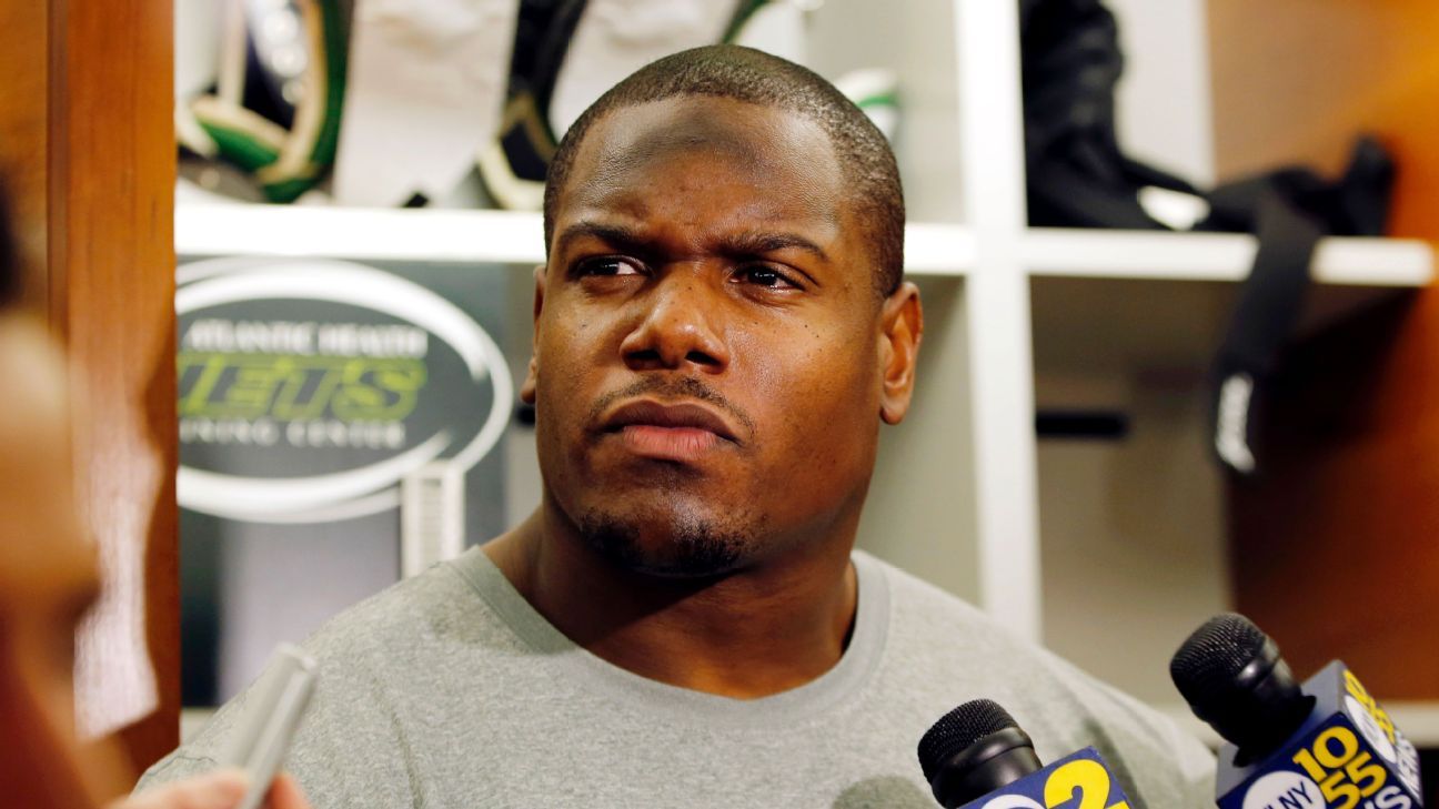 Sources: Jets asked LT Ferguson about pay cut