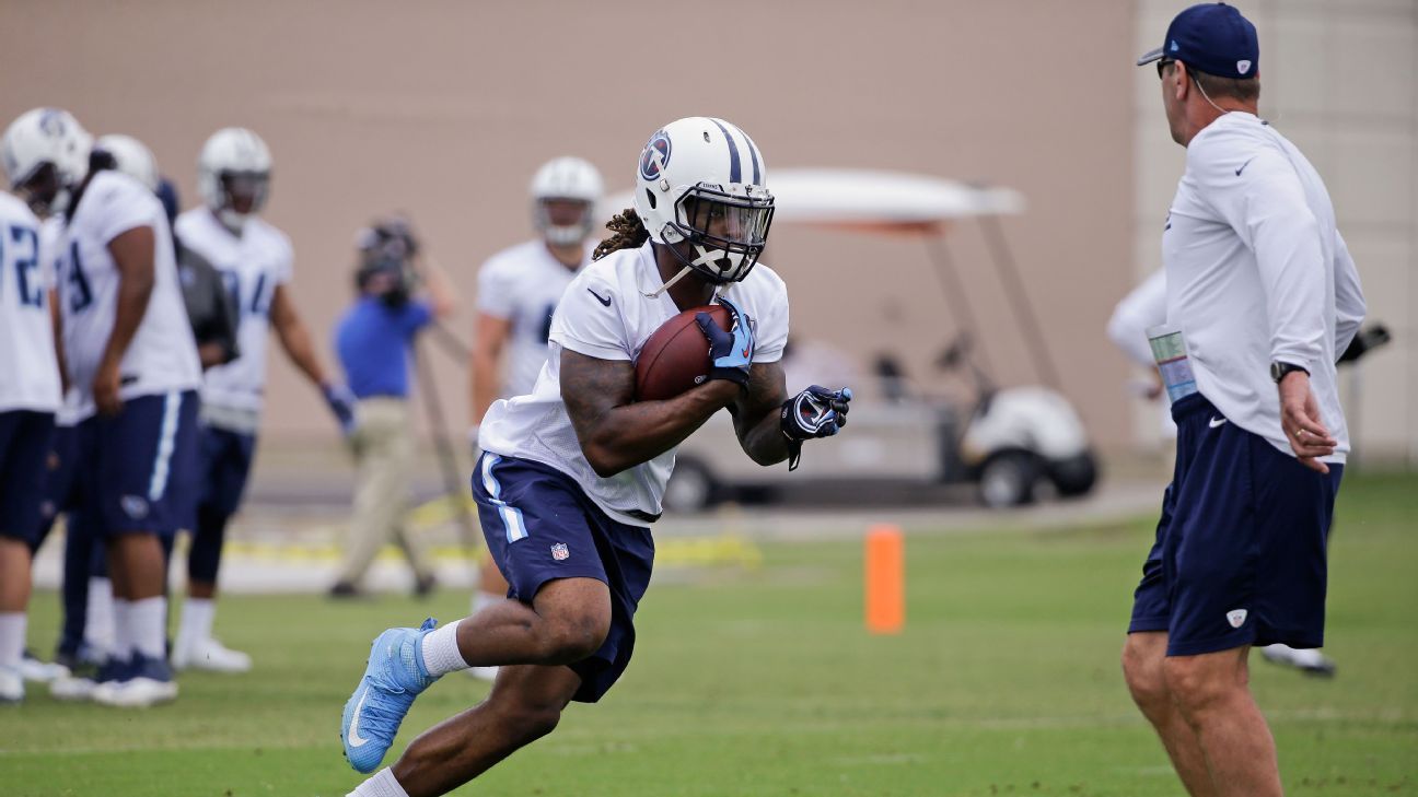 Derrick Henry looks good as pass-catcher so far for Titans