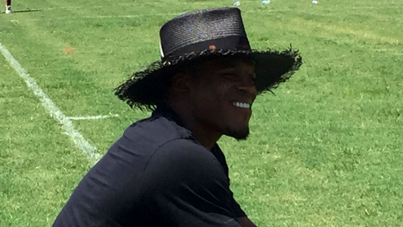 Cam Newton and teammates crash volleyball league at Baltimore Beach