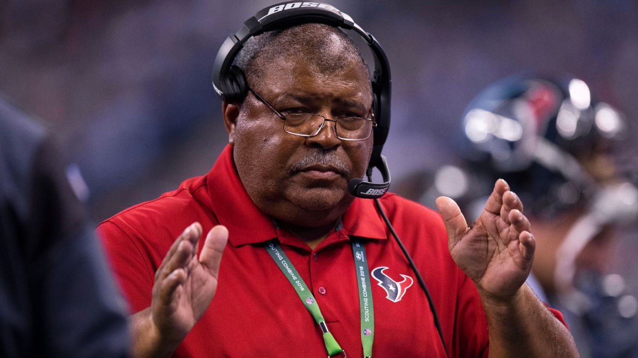 Source: Texans DC Crennel's deal set to expire