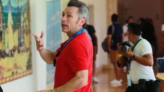 Preparan CAR rojiblanco, dice José Luis Higuera