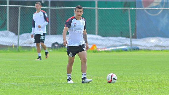 Michael Pérez sabe que nadie está blindado en Chivas