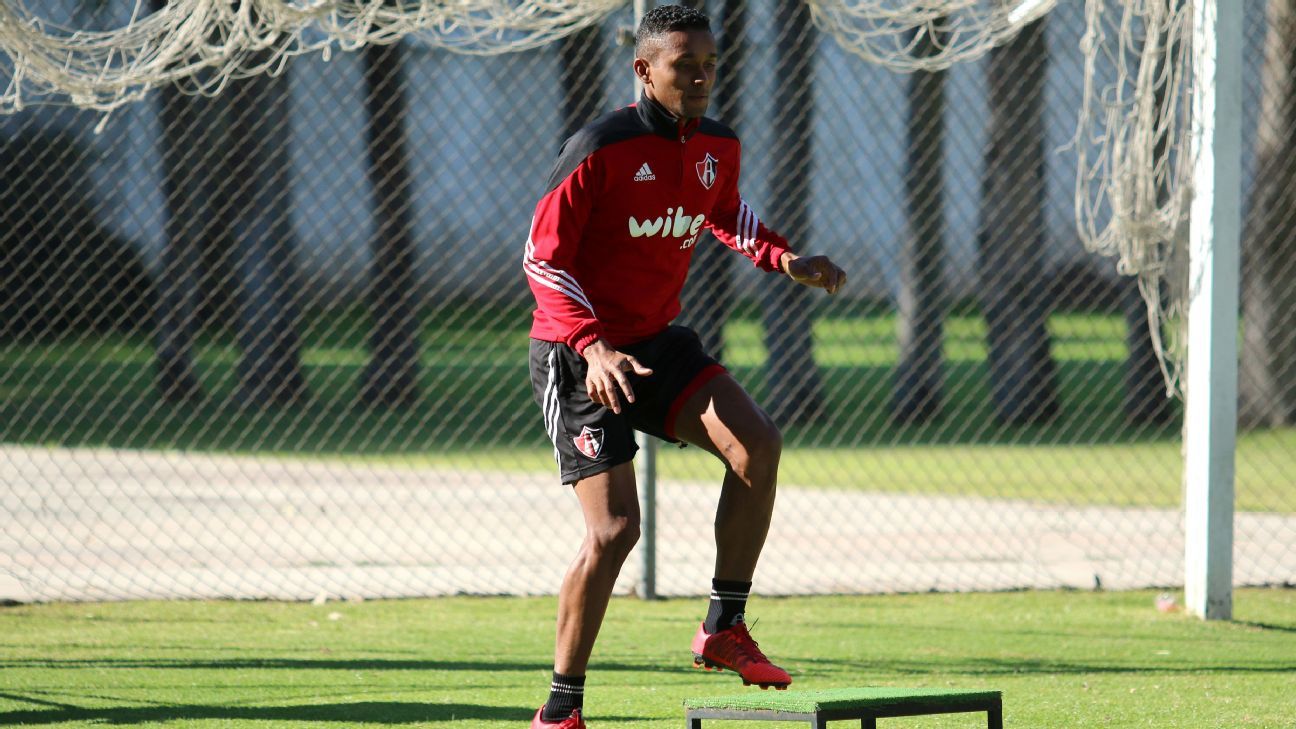 Peñarol de Uruguay, opción para Fidel Martínez