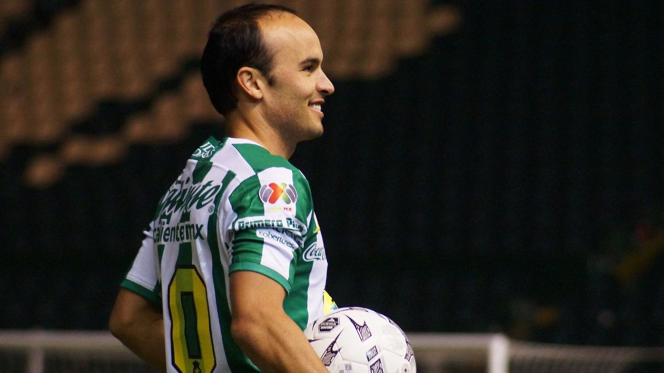 Donovan 'trolea' a Luis Montes en su primer día con León