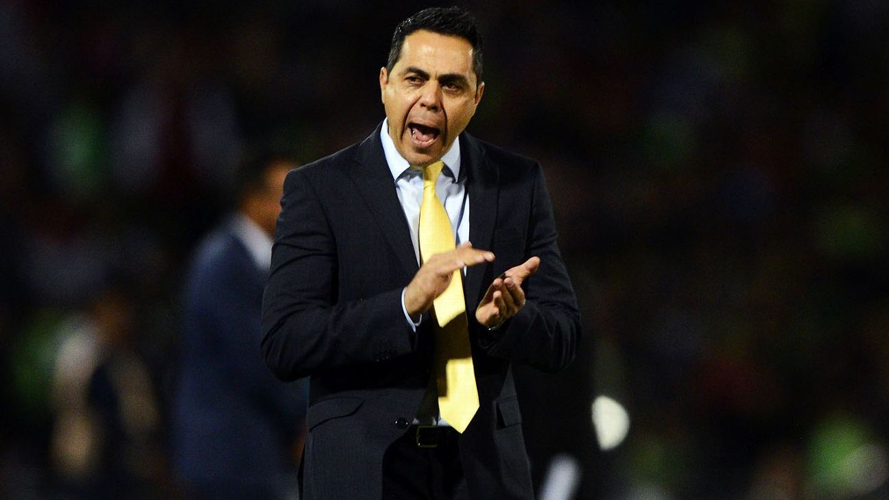 Juárez dismisses Miguel Fuentes; Tomás Campos arrives as interim.