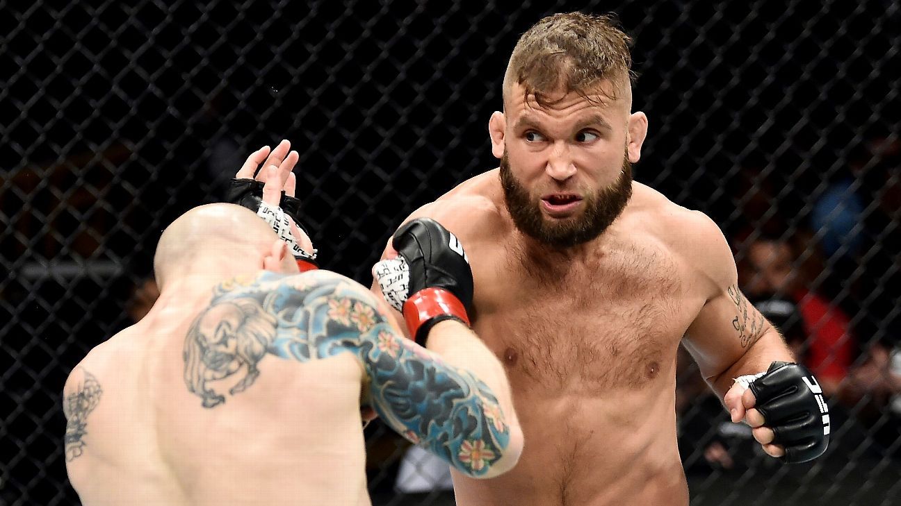 Jeremy Stephens knocks out Josh Emmett at UFC Fight Night, pleads for title shot