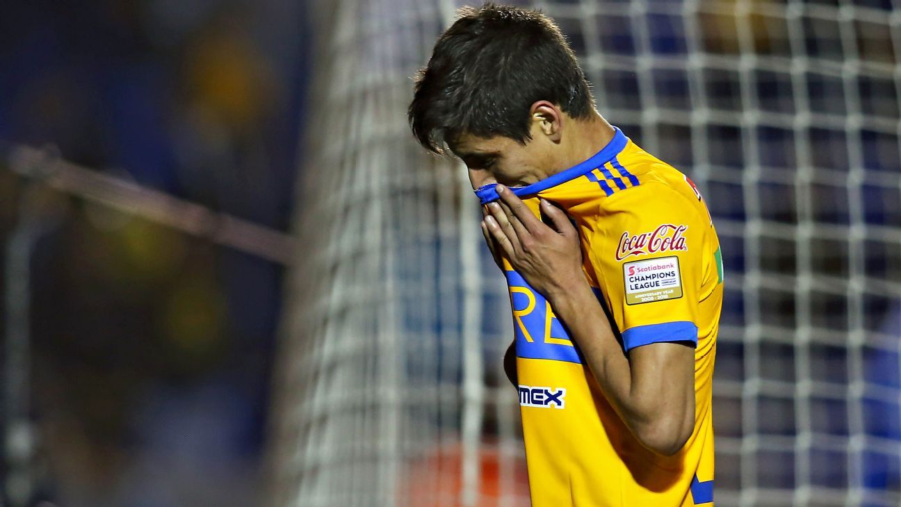 Javier Aquino y Jürgen Damm se rehabilitan sin fecha de regreso