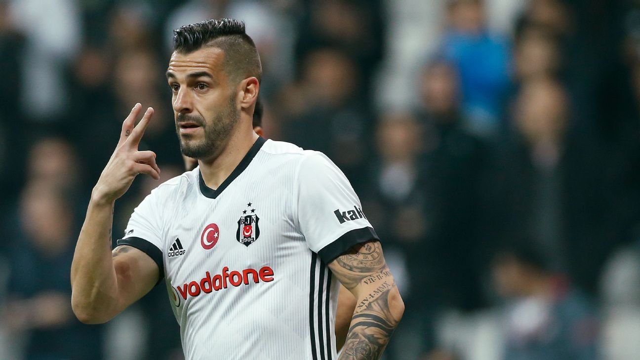 Prensa: Álvaro Negredo rechaza primera oferta del Toluca