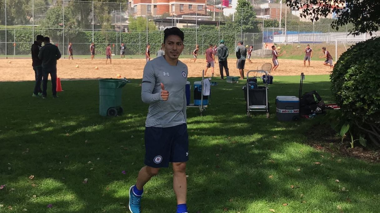 Cruz Azul sabrá si cuenta con Ángel Mena el miércoles
