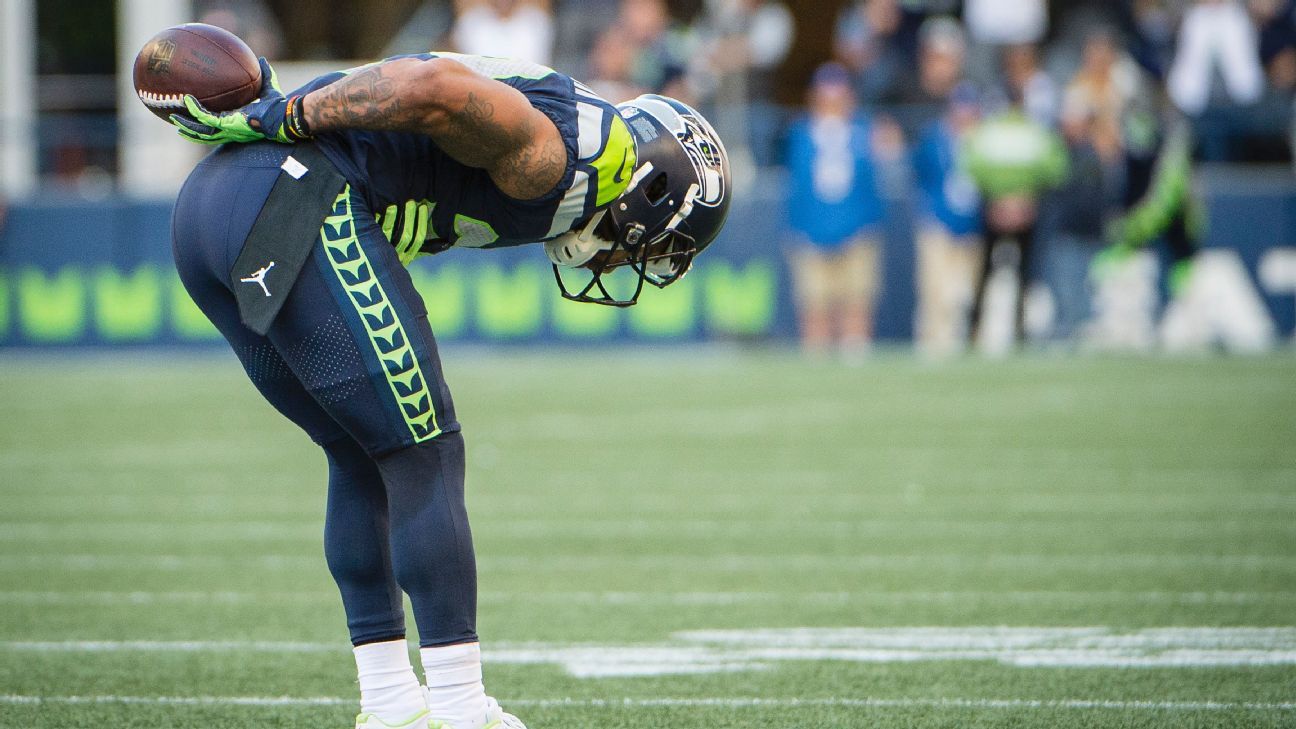 Image result for earl thomas bowing
