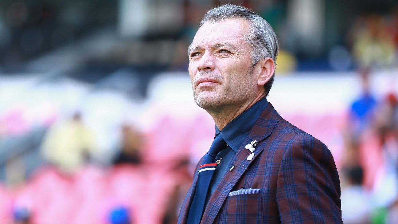 Higuera would have reached an agreement with the government of Michoacán to have a soccer team.