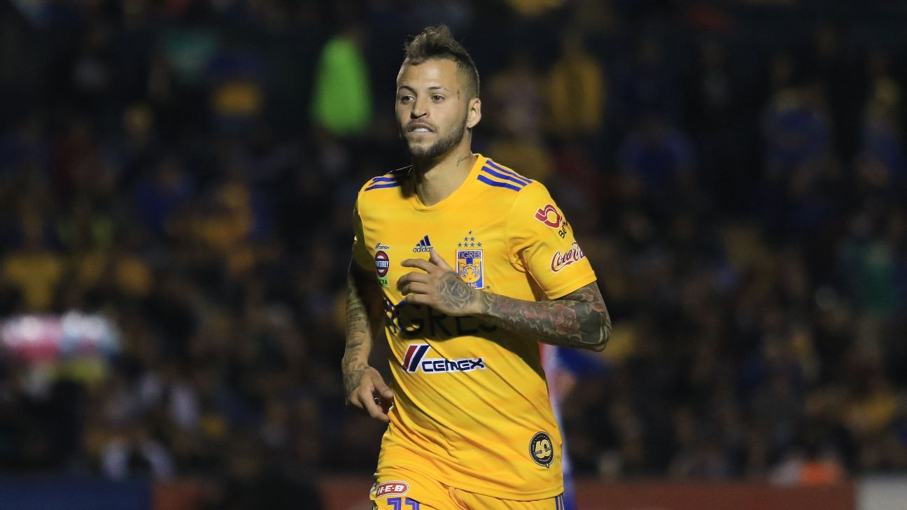 Nicolás López tuvo su debut con Tigres en la Liga MX