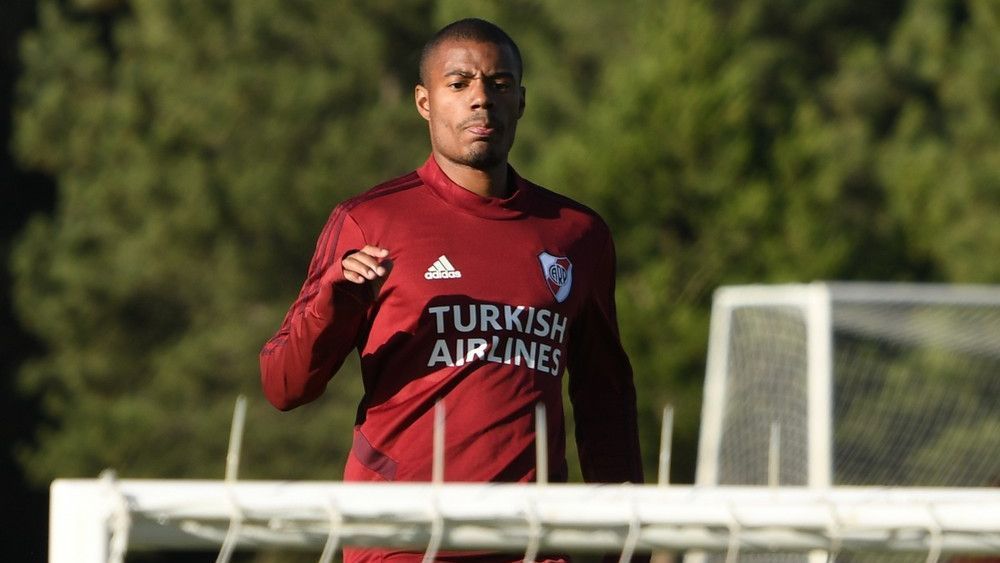 Nicolás de la Cruz: 