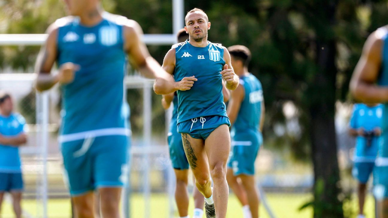 Se terminó el año para Marcelo Díaz: se operará de la rodilla