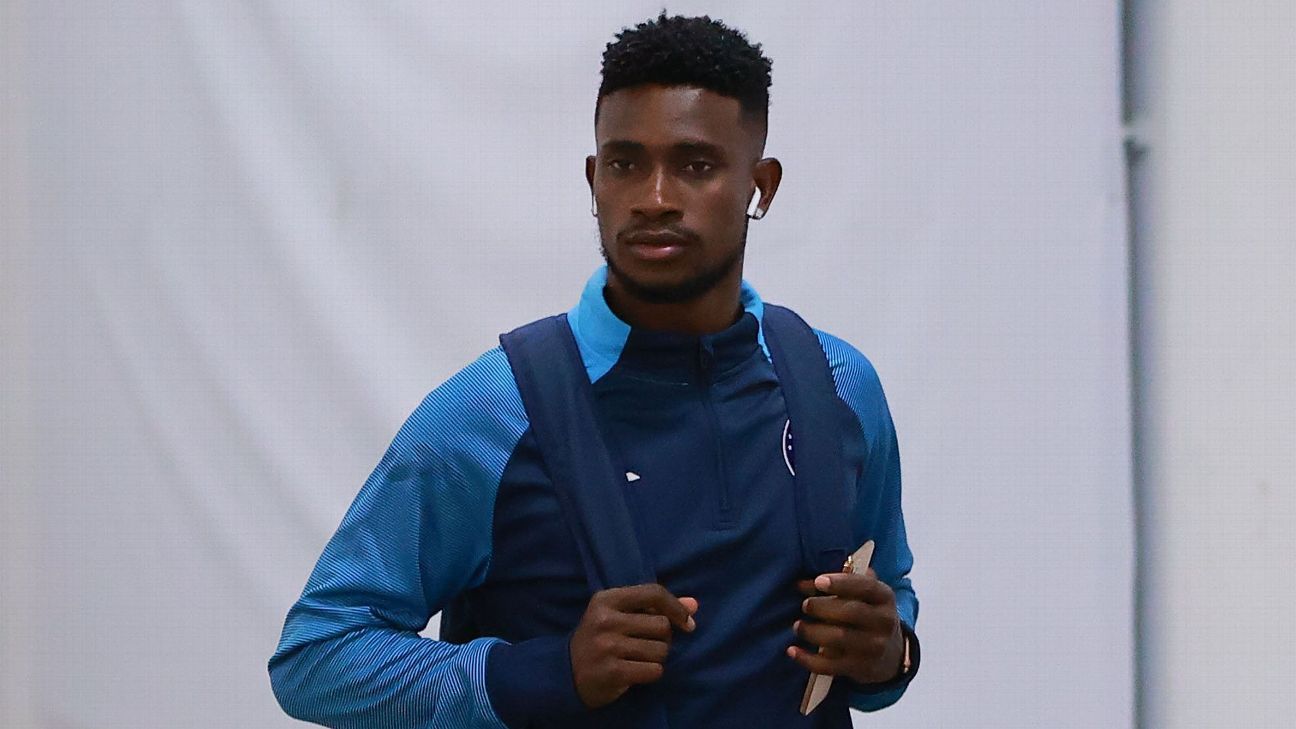 Jonathan Borja, del Cruz Azul, reta a aficionados a demostrar que son mejor que él en FIFA 2020