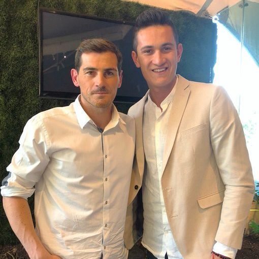 Iker Casillas felicita a su amigo Raúl Gudiño en redes sociales