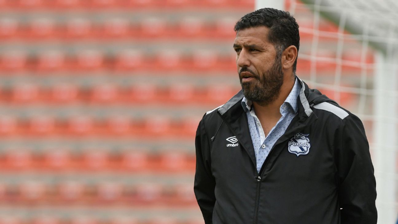 Puebla anuncia la salida de Ángel 'Rambo' Sosa como director deportivo