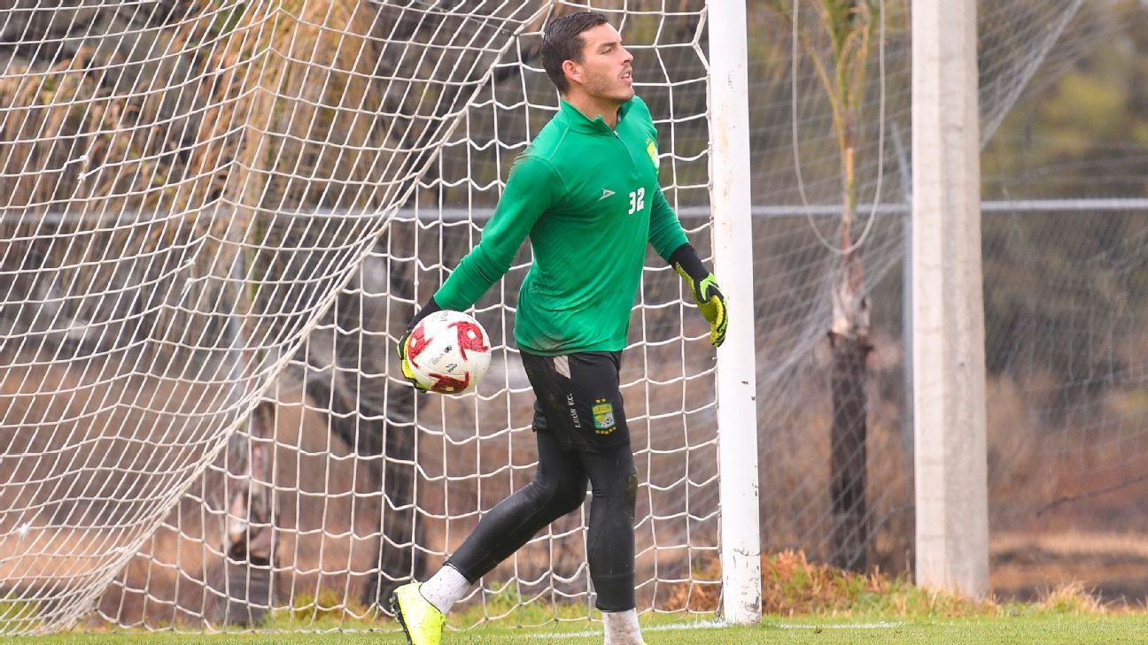 Sebastián Fassi sees it less complicated to fight for the starting position against Malagón than against Cota.