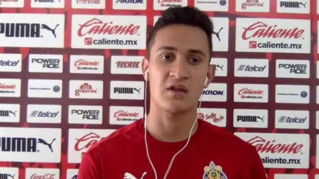Raúl Gudiño no garantiza continuar con las Chivas