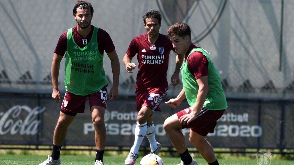 Gallardo mantendría el esquema y pondría a Sosa como central ante Godoy Cruz