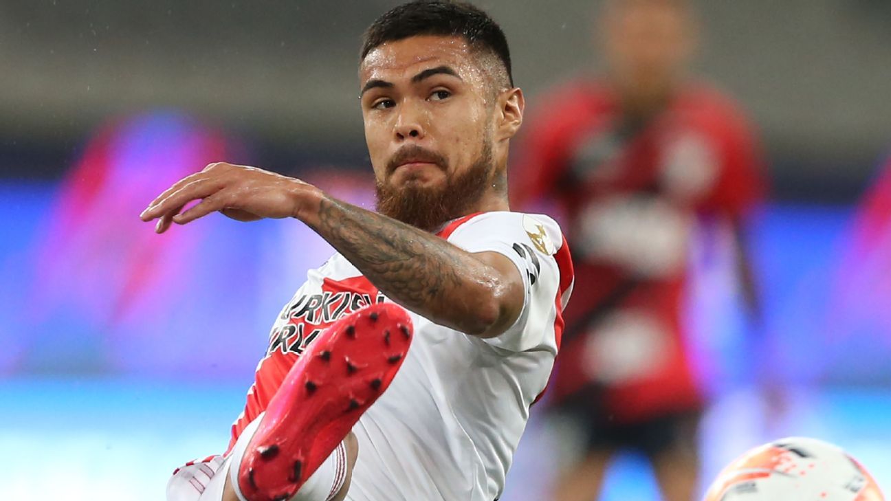 Alarma en River: Paulo Díaz salió lesionado del entrenamiento, ¿llegará bien contra Boca?