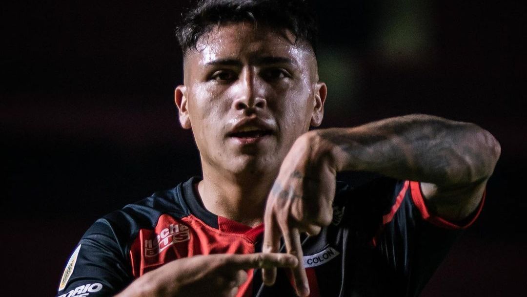 Facundo Farías dio positivo y no podrá estar con Colón en la final de la Copa de la Liga