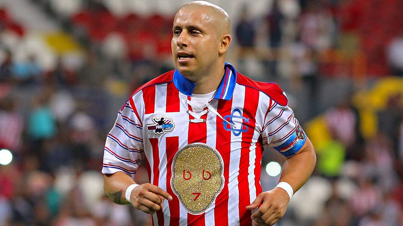 Bofo' Bautista explota contra plantilla de Chivas y no quiere 