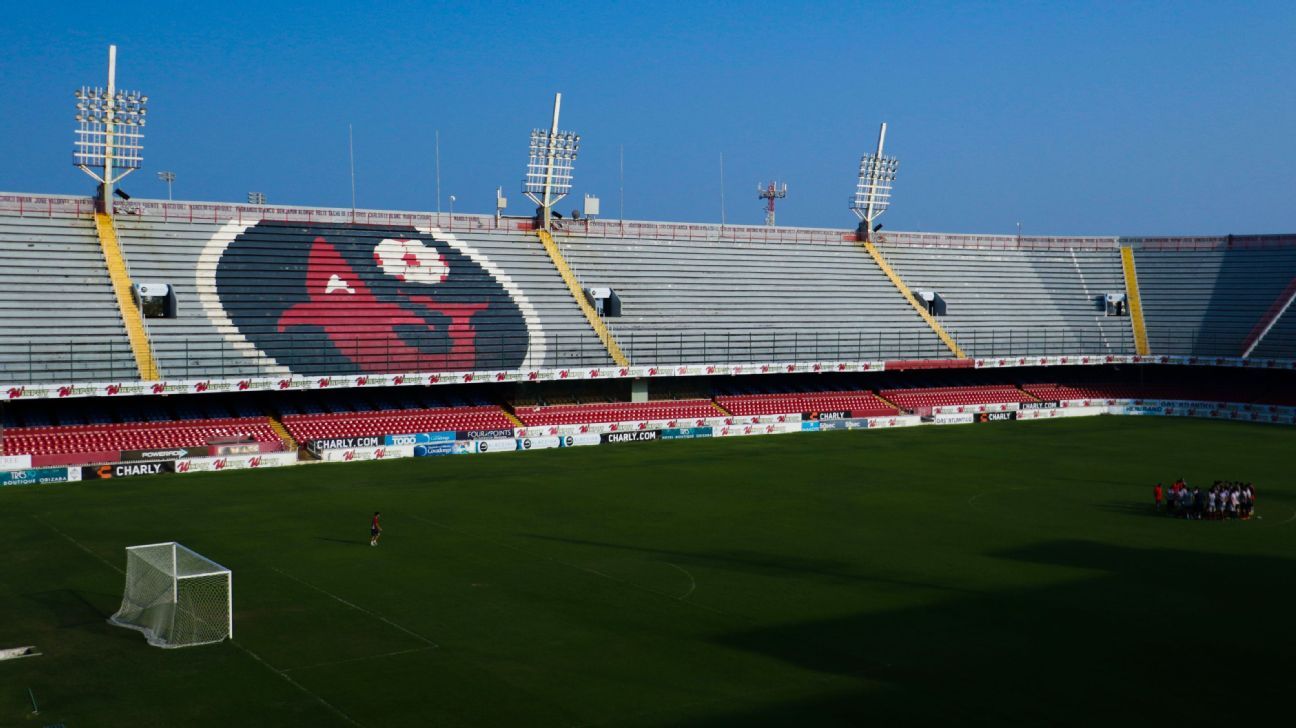 Promotora de Tiburones Rojos interpuso demanda de amparo contra desafiliación